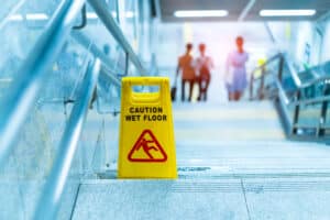 landlord-liability-slip-and-fall-sign