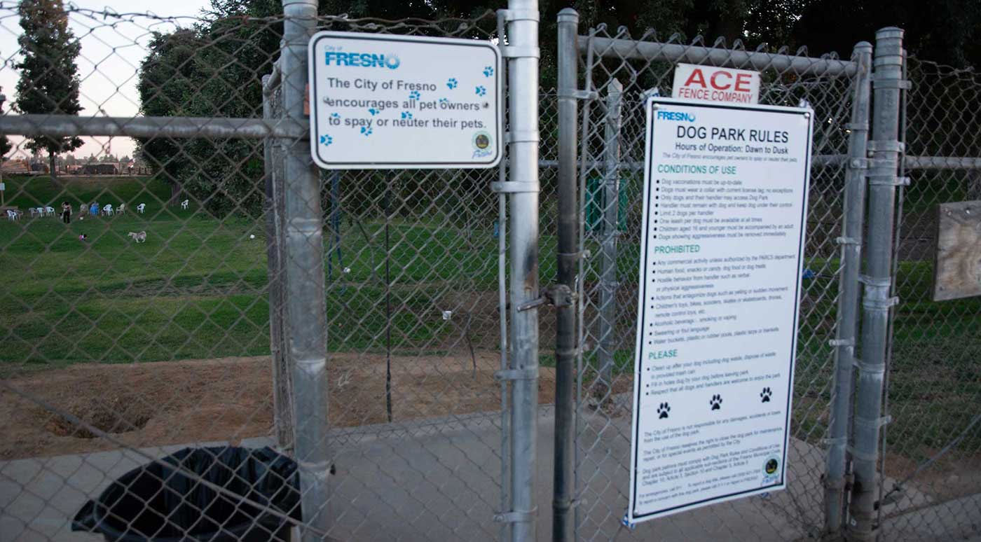 Fresno Dog Park entrance gate and rules.